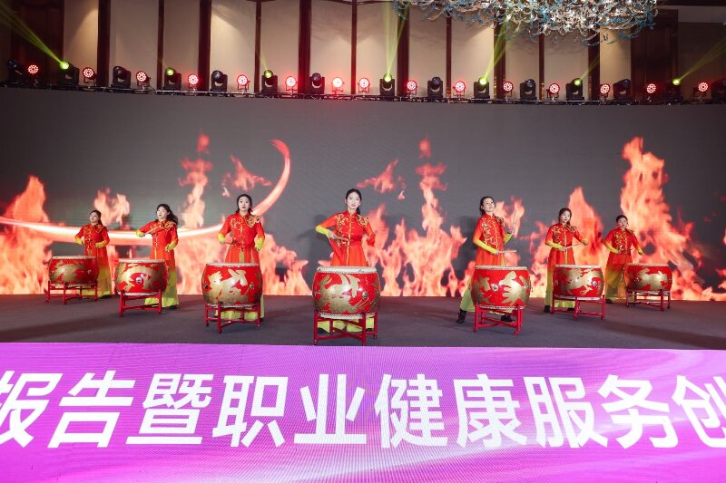 1719799044765625.jpg 演出.jpg